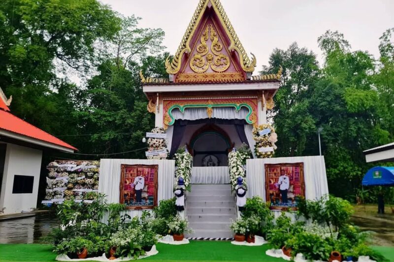 ร่วมพิธีพระราชทานเพลิงศพ ดร.บุญเลิศ บุญโญ อดีต ประธานคณะกรรมการสถานศึกษา
