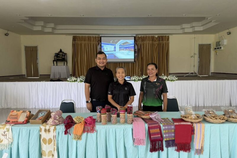 ปฏิบัติหน้าที่วิทยากร โครงการการพัฒนาผู้สูงอายุยุคใหม่ รู้เท่าทันยุคดิจิทัล รองรับสังคมสูงวัยคุณภาพ ภายใต้แผนปฏิบัติราชการประจำปีของกลุ่มจังหวัดภาคตะวันออกเฉียงเหนือตอนล่าง 2 ประจำปีงบประมาณ พ.ศ. 2569 กิจกรรมย่อยที่ 2 กิจกรรมฝึกทักษะอาชีพให้กับผู้สูงอายุ และผู้ดูแลผู้สูงอายุ รุ่นที่ 10 ในหัวข้อ “การตลาดวัยเก๋า เคล็ดลับการขายและการตลาดออนไลน์เบื้องต้น”