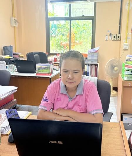 ประชุมชี้แจงการตอบแบบวัด EIT