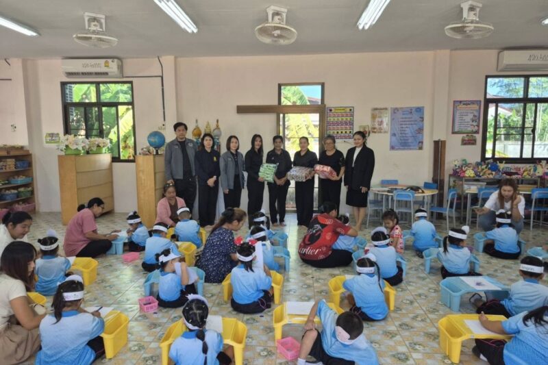 โครงการ ห้องสมุดเคลื่อนที่ส่งเสริมการอ่าน และกิจกรรมเทิดพระเกียรติ สมเด็จพระนางเจ้าสิริกิติ์ พระบรมราชินีนาถ พระบรมราชชนนี พันปีหลวง (ร่วมทำด้วยใจ ร่วมภักดีด้วยรัก ริบบิ้นดำถวายความอาลัย)