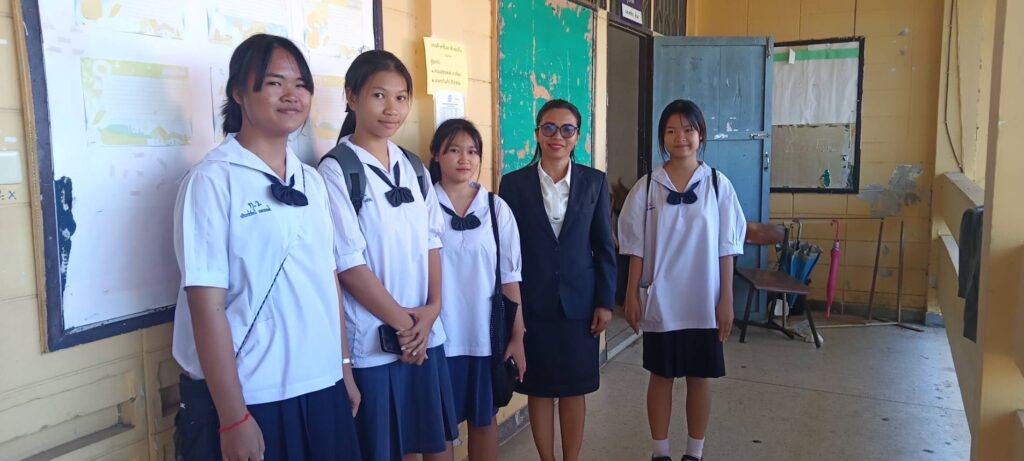 ปฏิบัติหน้าที่กรรมการคุมห้องสอบ ธรรมสนามหลวง (ธรรมศึกษา) ประจำปีการศึกษา 2567
