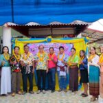 ร่วมกิจกรรมรดน้ำดำหัวผู้สูงอายุ