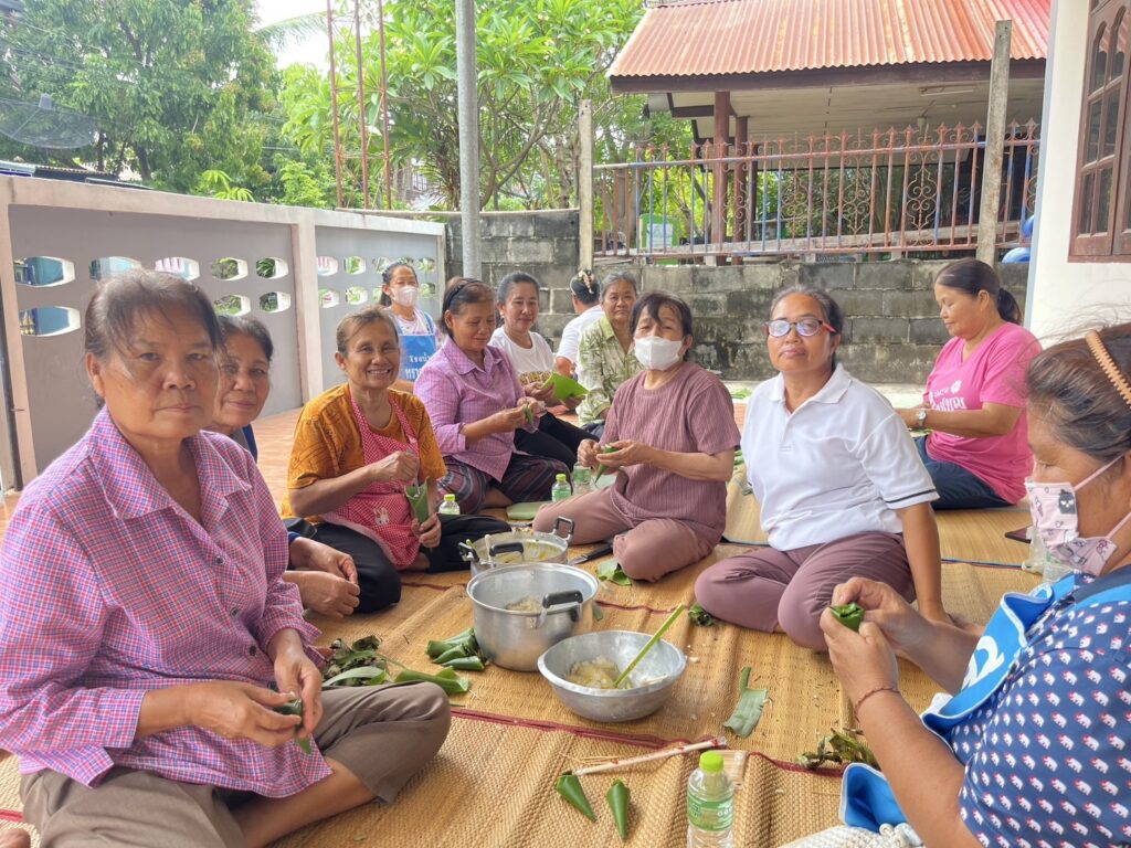 โครงการศูนย์ฝึกอาชีพชุมชน การศึกษาเพื่อพัฒนาอาชีพระยะสั้น หลักสูตร 6 ชั่วโมง รูปแบบกลุ่มสนใจ ประจำปีงบประมาณ 2568 วิชาการทำข้าวเหนียวปิ้งโบราณ