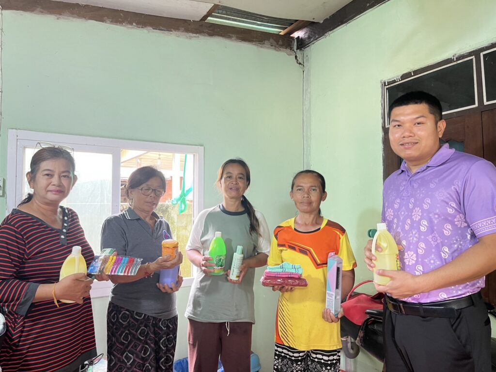 โครงการศูนย์ฝึกอาชีพชุมชน การศึกษาเพื่อพัฒนาอาชีพระยะสั้น หลักสูตร 6 ชั่วโมง รูปแบบกลุ่มสนใจ ประจำปีงบประมาณ 2568 วิชาการสระ ซอย ไดร์ ผม
