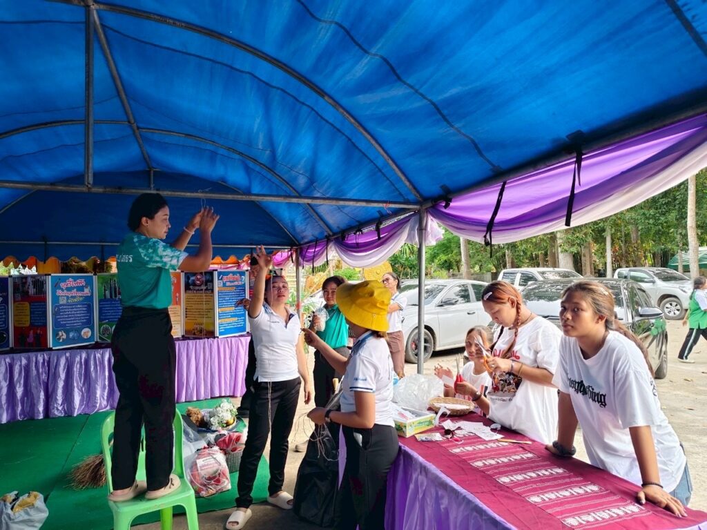 ร่วมจัดเตรียมสถานที่และจัดนิทรรศการในโครงการคัดเลือกหมู่บ้านเข้มแข็งตามแนวทาง “แผ่นดินธรรมแผ่นดินทอง” (หมู่บ้านอยู่เย็น) ประจำปีงบประมาณ พ.ศ.2568