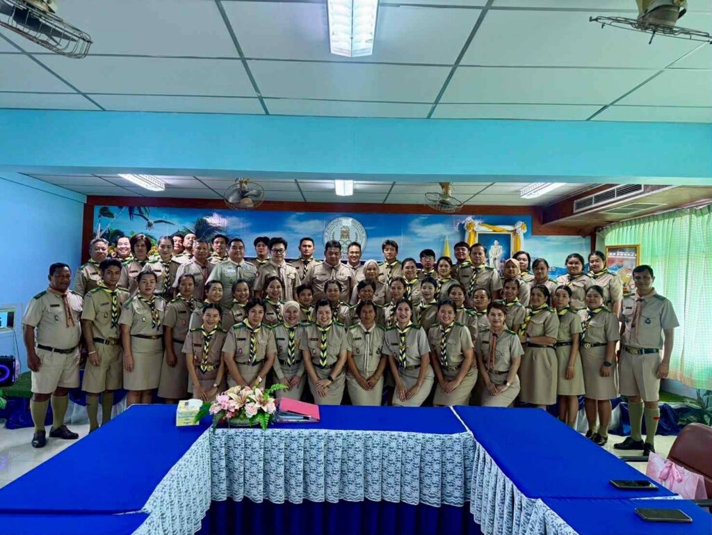 โครงการอบรมทบทวนหลักสูตรผู้บังคับบัญชาลูกเสือวิสามัญ