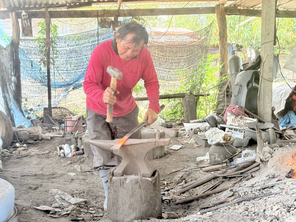 ช่างตีมีด